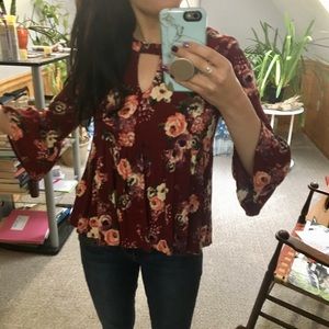 Altar’d State Floral Keyhole Top